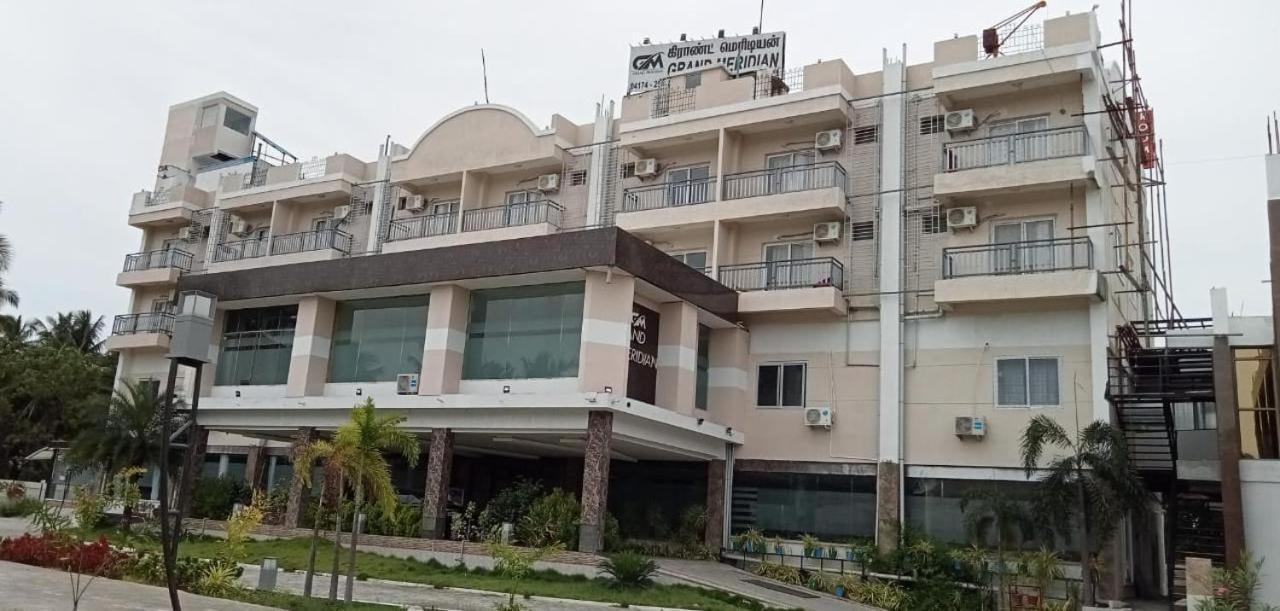 Grand Meridian Vinnamangalam Exterior photo