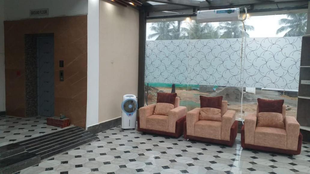Grand Meridian Vinnamangalam Exterior photo