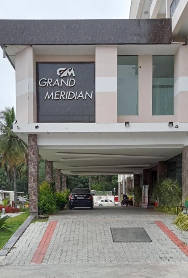 Grand Meridian Vinnamangalam Exterior photo